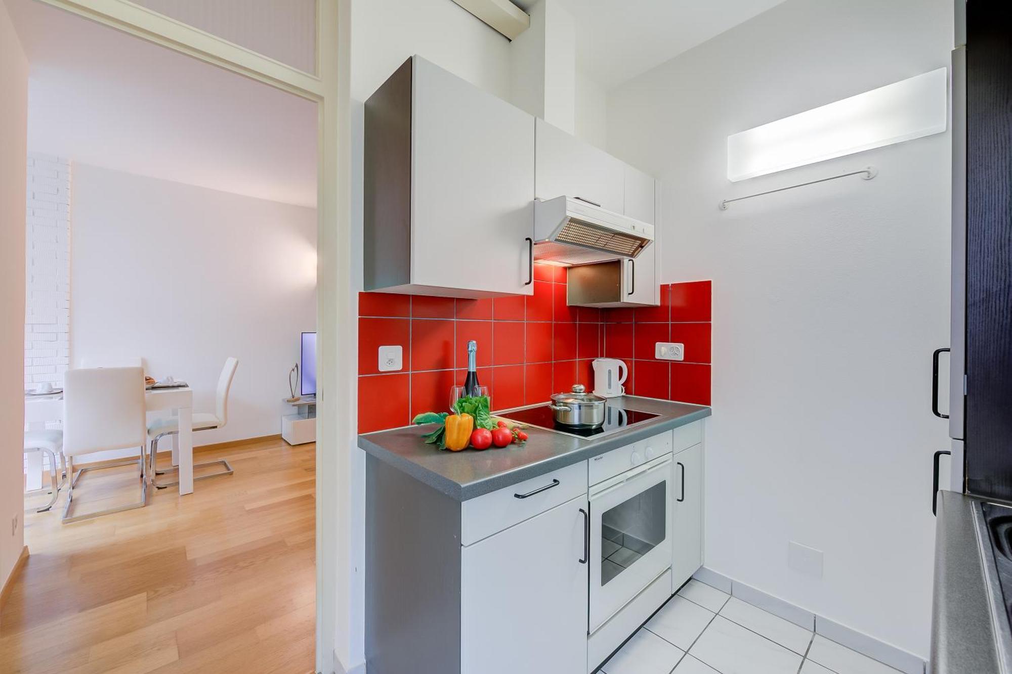 Apartment Place - Happy